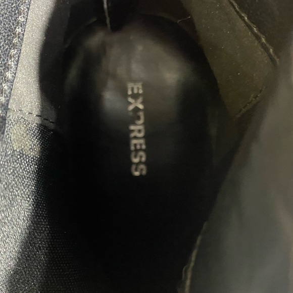 Express faux suede/leather ankle boots - Picture 9 of 12